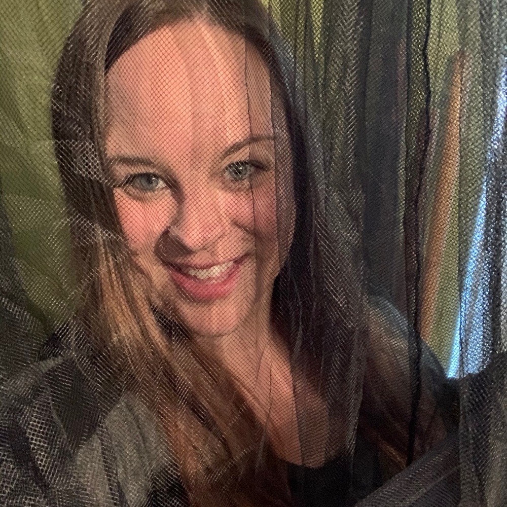 Meet your Posher, Kelly